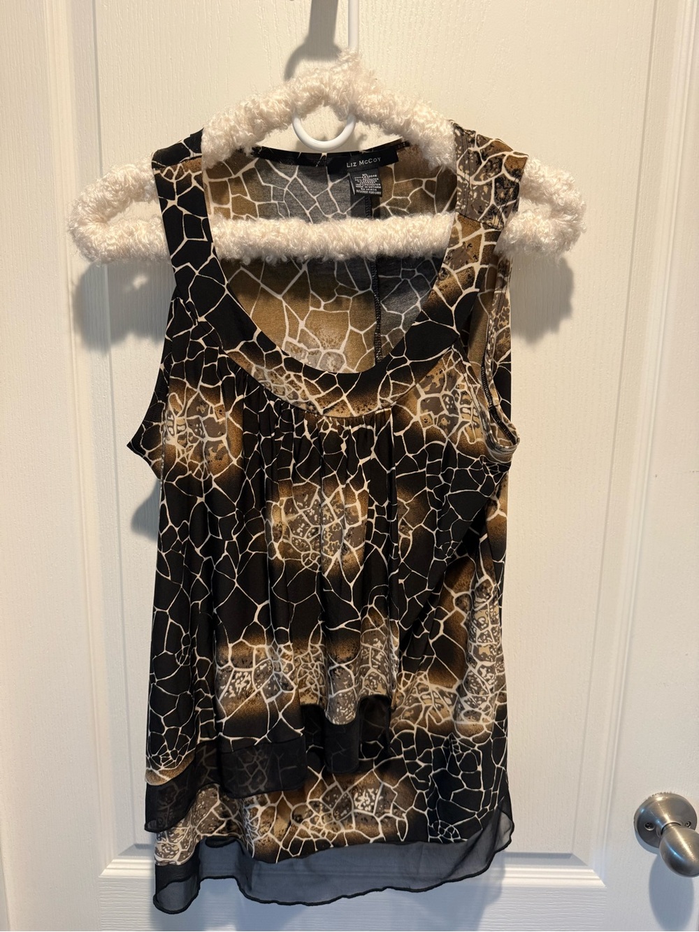 Liz McCoy Black and Brown Patterned Sleeveless Camisole